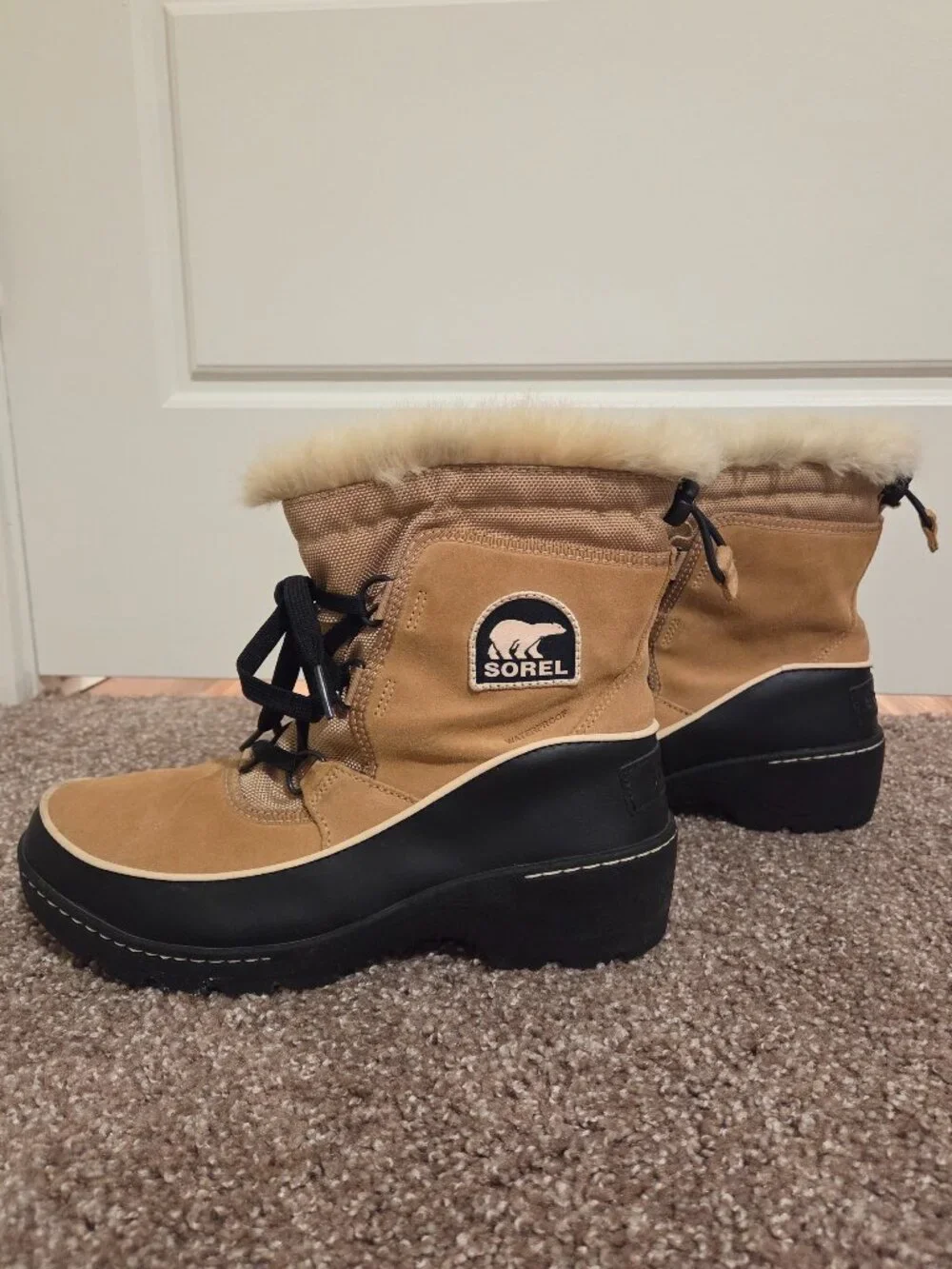 Sorel Women's Boots Tivoli II- US Size 9
